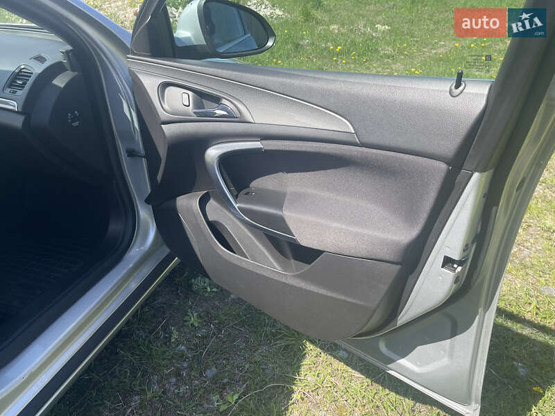 Универсал Opel Insignia 2014 в Хмельницком