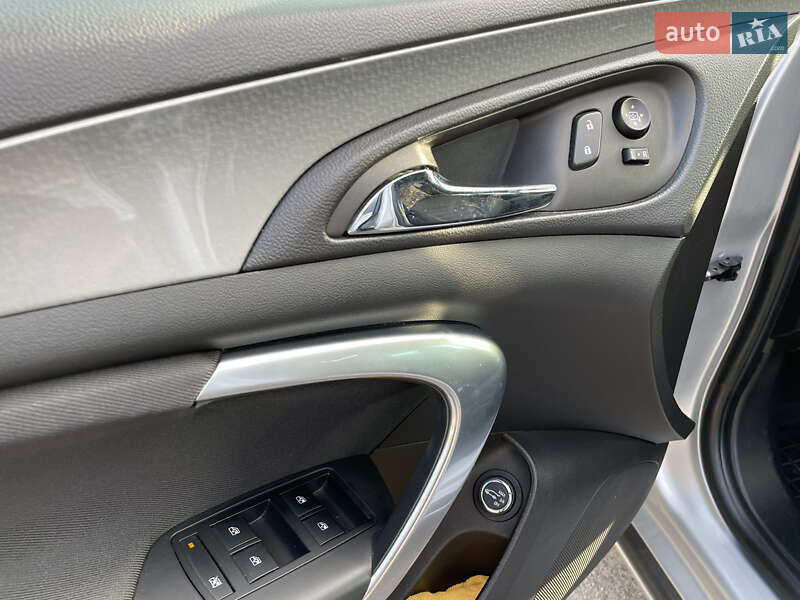 Універсал Opel Insignia 2015 в Києві фото 17 Універсал Opel Insignia 2015 в Києві