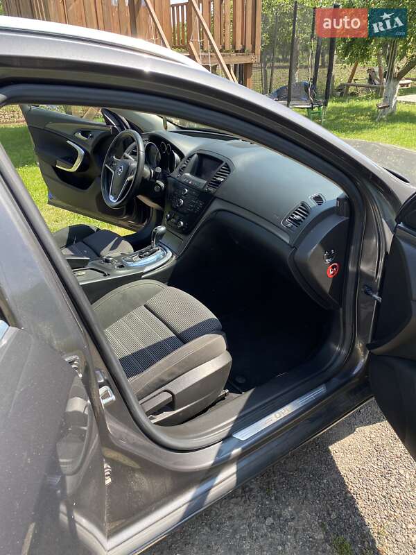 Универсал Opel Insignia 2010 в Маньковке