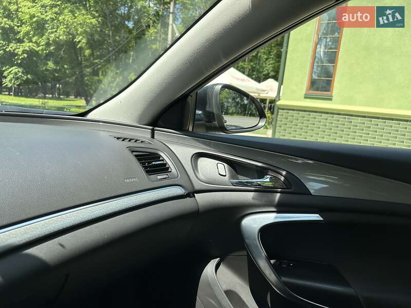 Универсал Opel Insignia 2013 в Черновцах