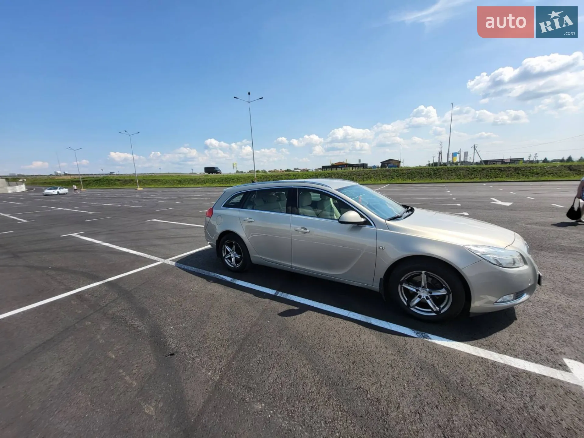 2010 Opel Insignia - мініатюра 3