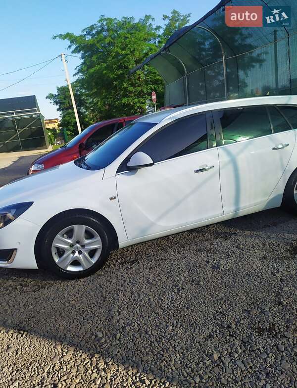Универсал Opel Insignia 2015 в Первомайске фото 32 Универсал Opel Insignia 2015 в Первомайске