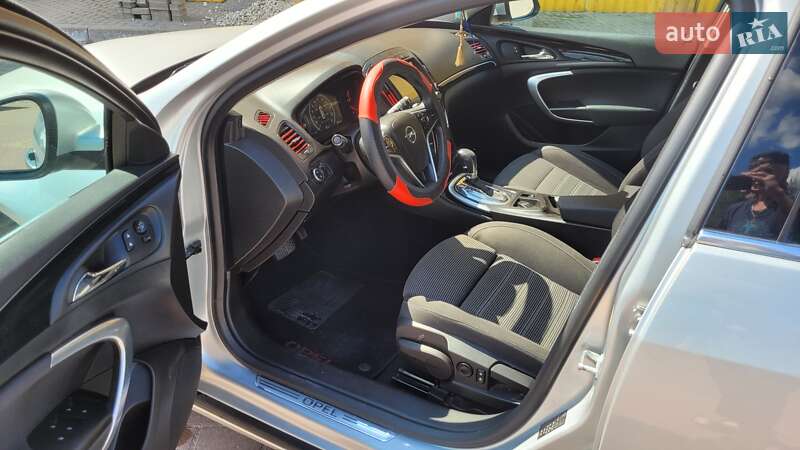 Універсал Opel Insignia 2016 в Хмельницькому