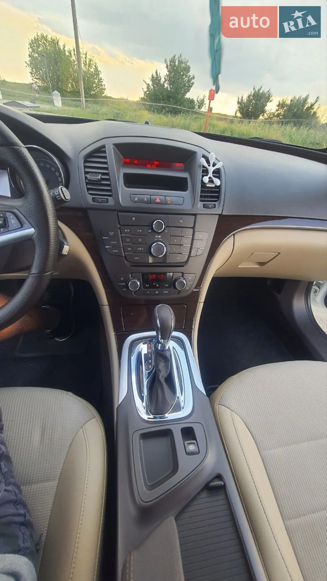 2010 Opel Insignia - мініатюра 10