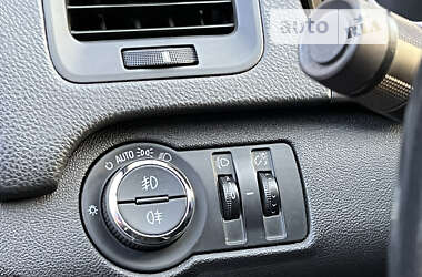 Седан Opel Insignia 2014 в 