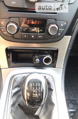 Ліфтбек Opel Insignia 2009 в 