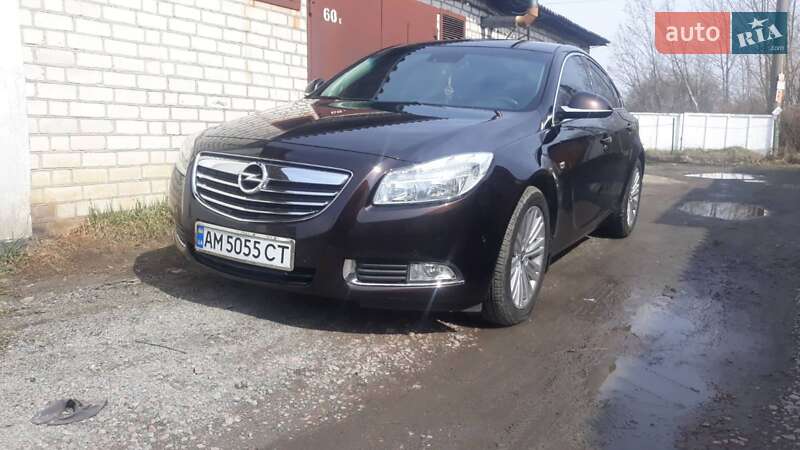 Седан Opel Insignia 2013 в Житомире