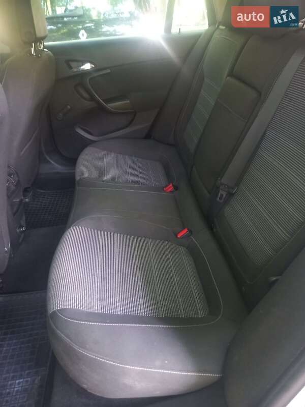 Универсал Opel Insignia 2011 в Днепре