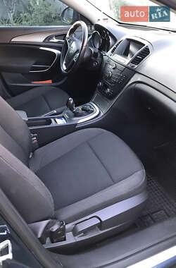 Лифтбек Opel Insignia 2013 в 