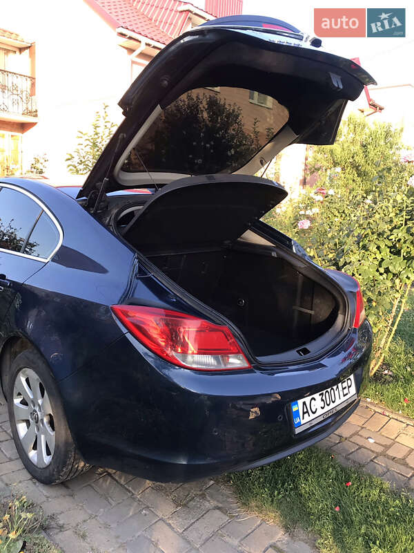 Лифтбек Opel Insignia 2013 в Луцке