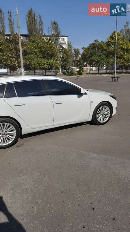 Універсал Opel Insignia 2014 в Херсоні