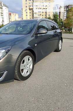 Универсал Opel Insignia 2015 в Ивано-Франковске