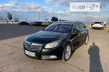 Універсал Opel Insignia 2012 в Черкасах