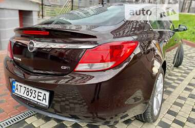 Ліфтбек Opel Insignia 2010 в Івано-Франківську