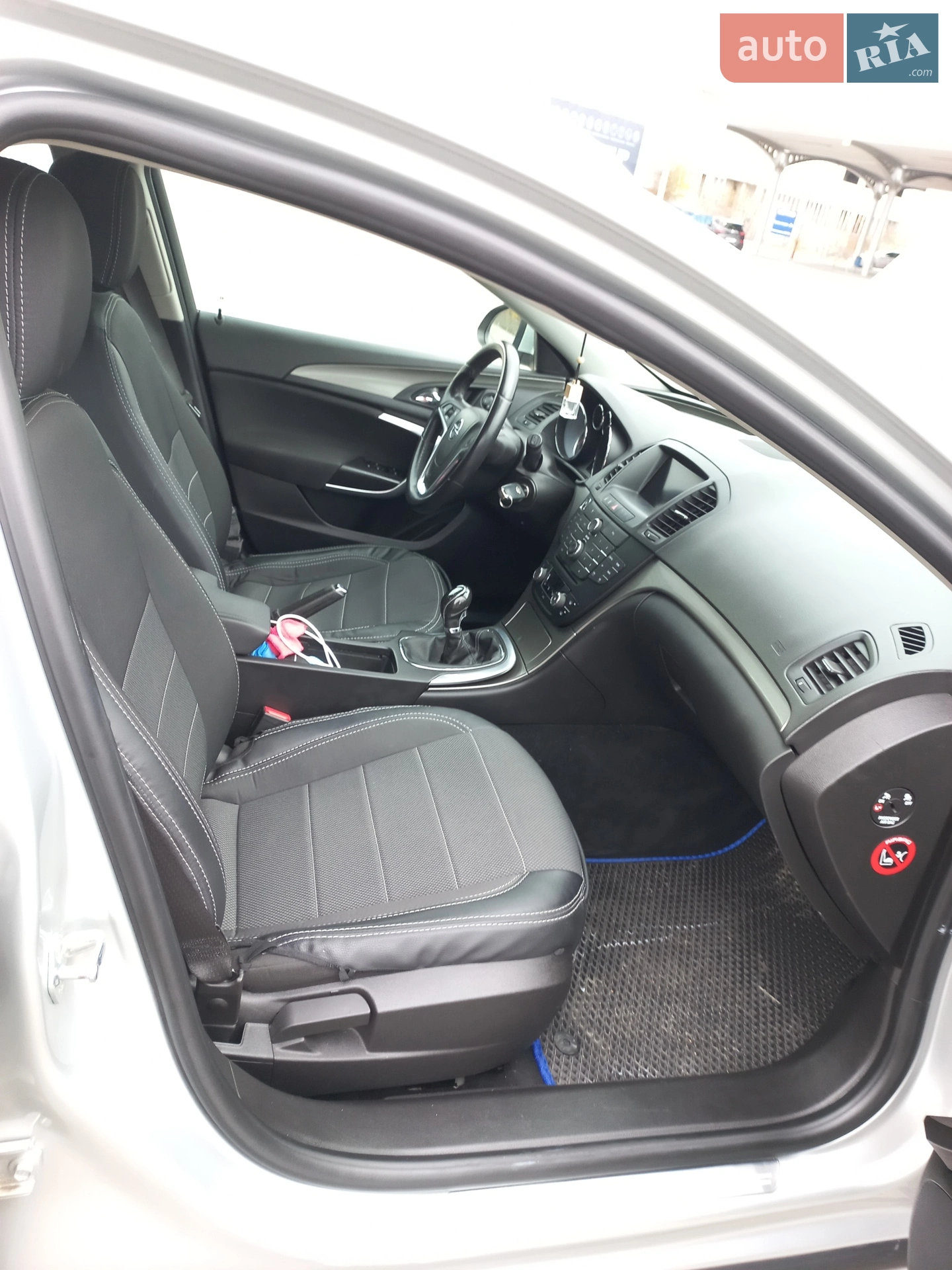 2011 Opel Insignia - мініатюра 17
