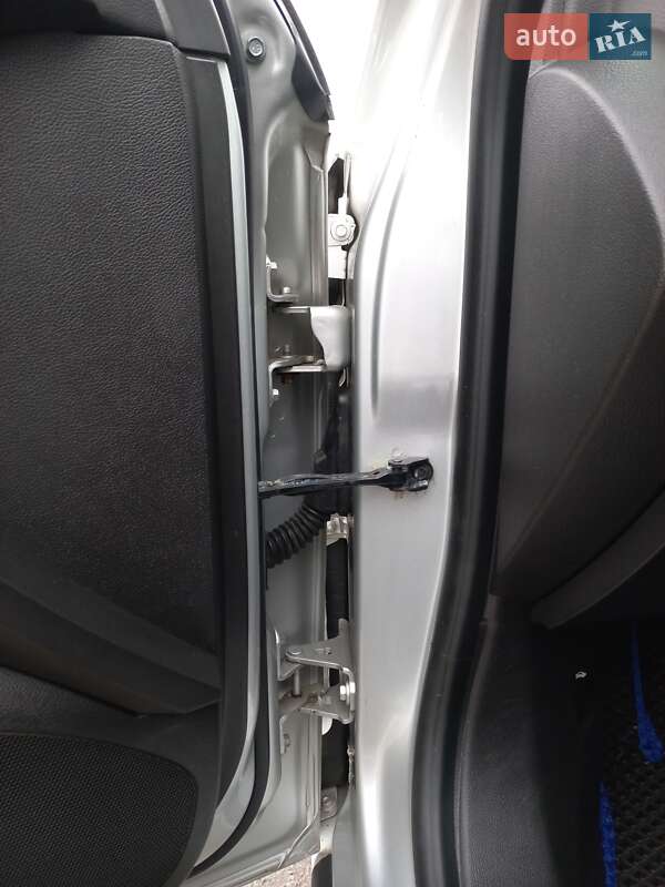 Универсал Opel Insignia 2011 в Ивано-Франковске фото 30 Универсал Opel Insignia 2011 в Ивано-Франковске