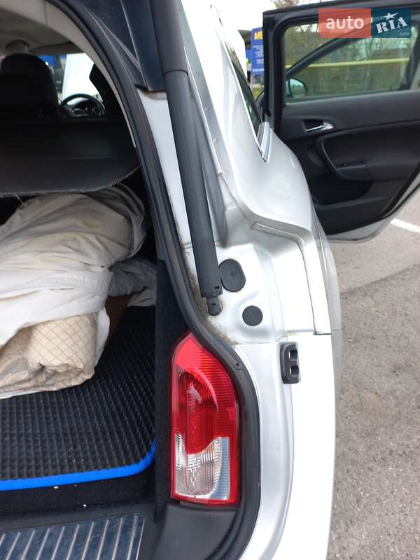 Универсал Opel Insignia 2011 в Ивано-Франковске фото 45 Универсал Opel Insignia 2011 в Ивано-Франковске