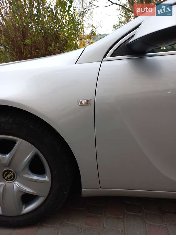Универсал Opel Insignia 2011 в Ивано-Франковске фото 72 Универсал Opel Insignia 2011 в Ивано-Франковске