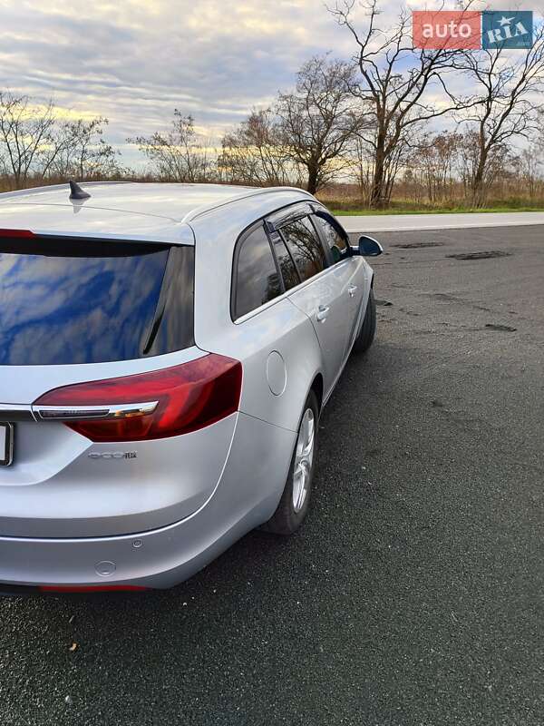Универсал Opel Insignia 2014 в Смеле
