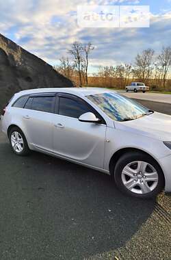 Универсал Opel Insignia 2014 в Смеле