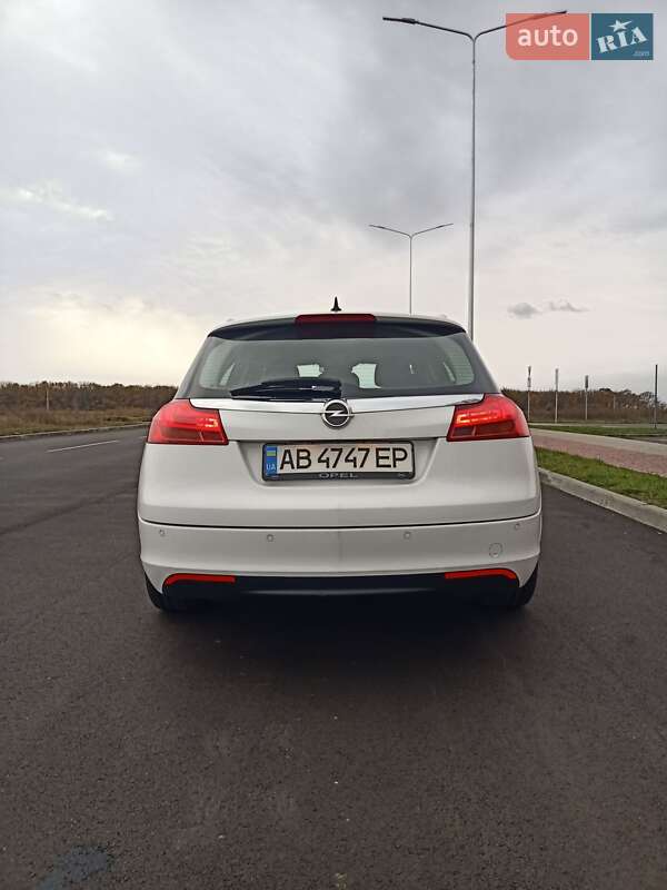 Универсал Opel Insignia 2013 в Виннице