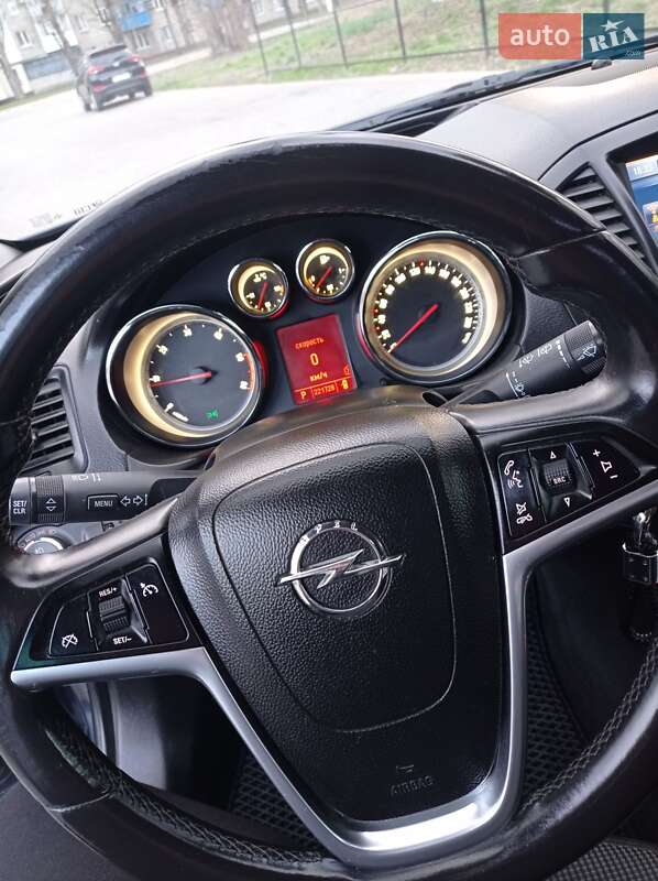 Універсал Opel Insignia 2011 в Кременчуці