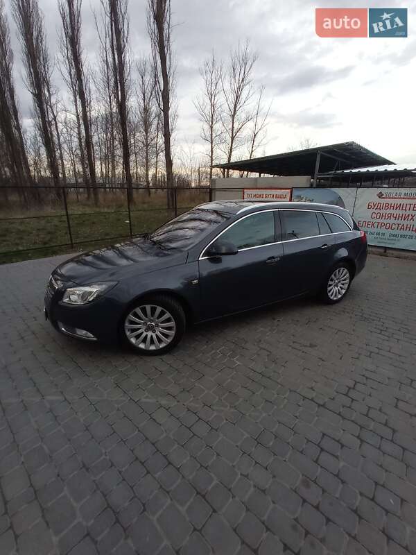 Універсал Opel Insignia 2011 в Кременчуці
