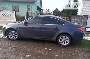 Седан Opel Insignia 2009 в Івано-Франківську