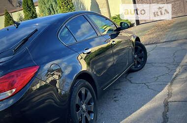Ліфтбек Opel Insignia 2013 в 