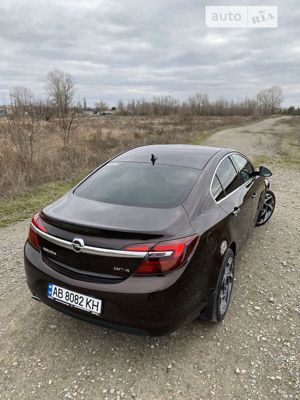 Седан Opel Insignia 2016 в Днепре