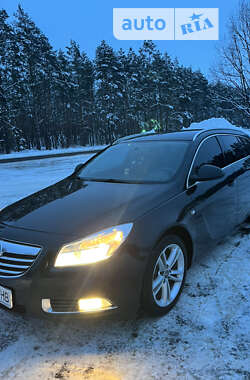 Універсал Opel Insignia 2010 в 