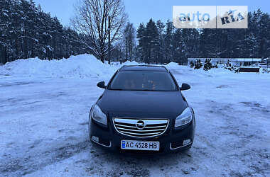 Універсал Opel Insignia 2010 в 