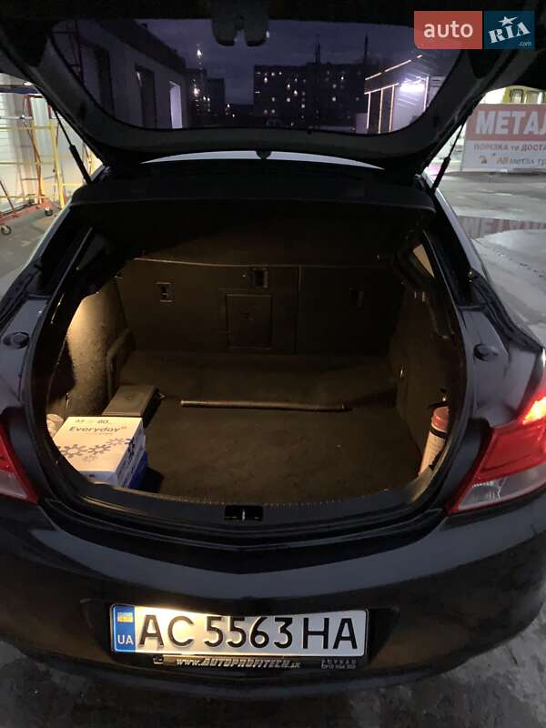 Ліфтбек Opel Insignia 2011 в Нетішині