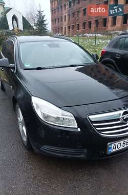 Универсал Opel Insignia 2010 в Берегово