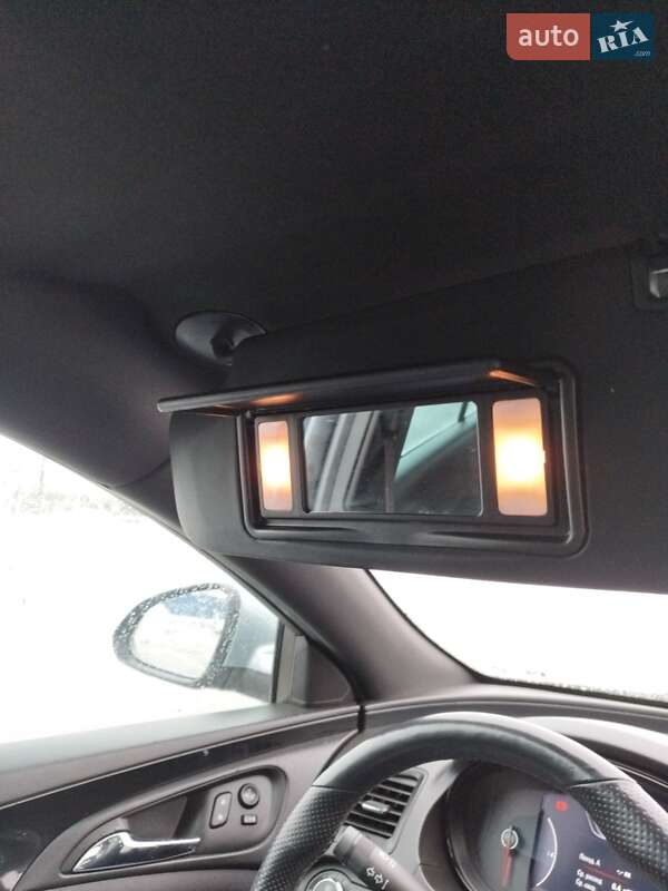 Универсал Opel Insignia 2014 в Киеве