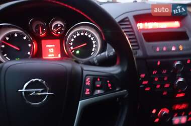 Универсал Opel Insignia 2011 в Виноградове