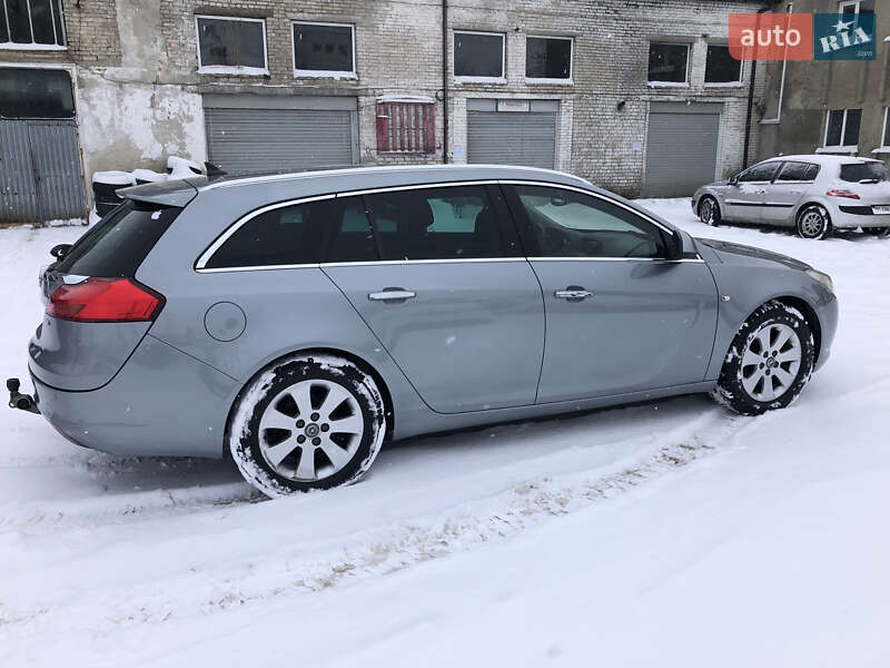 Універсал Opel Insignia 2011 в Львові