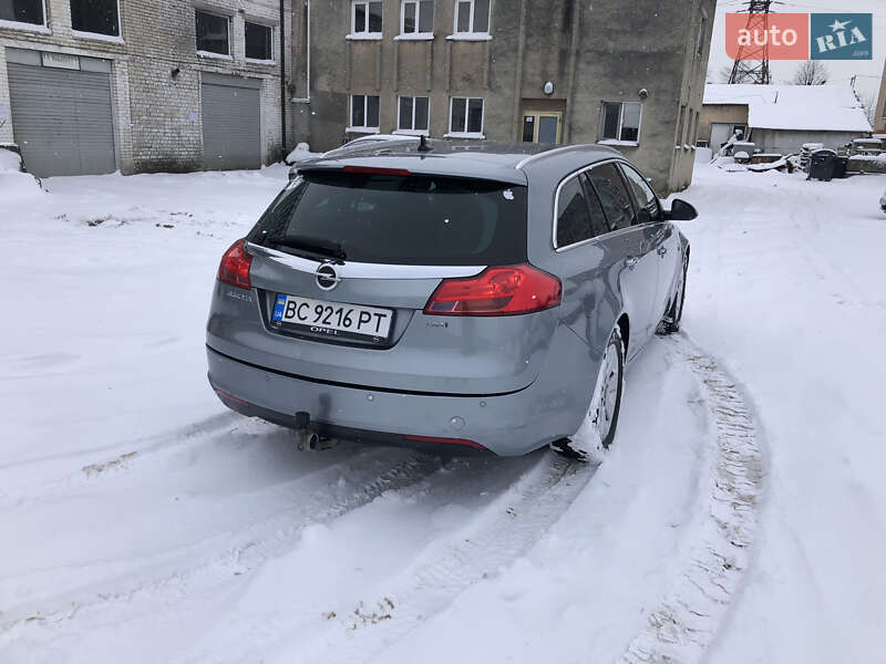 Универсал Opel Insignia 2011 в Львове