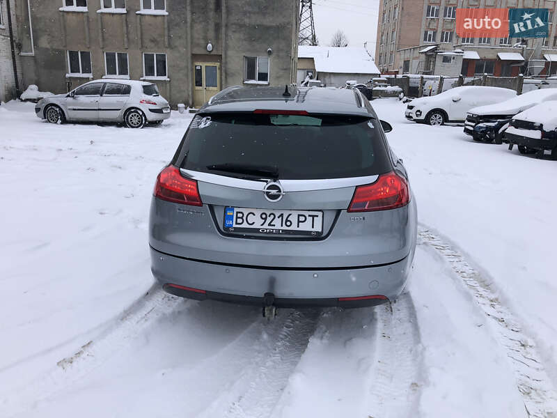 Универсал Opel Insignia 2011 в Львове