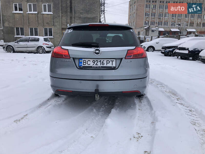 Универсал Opel Insignia 2011 в Львове