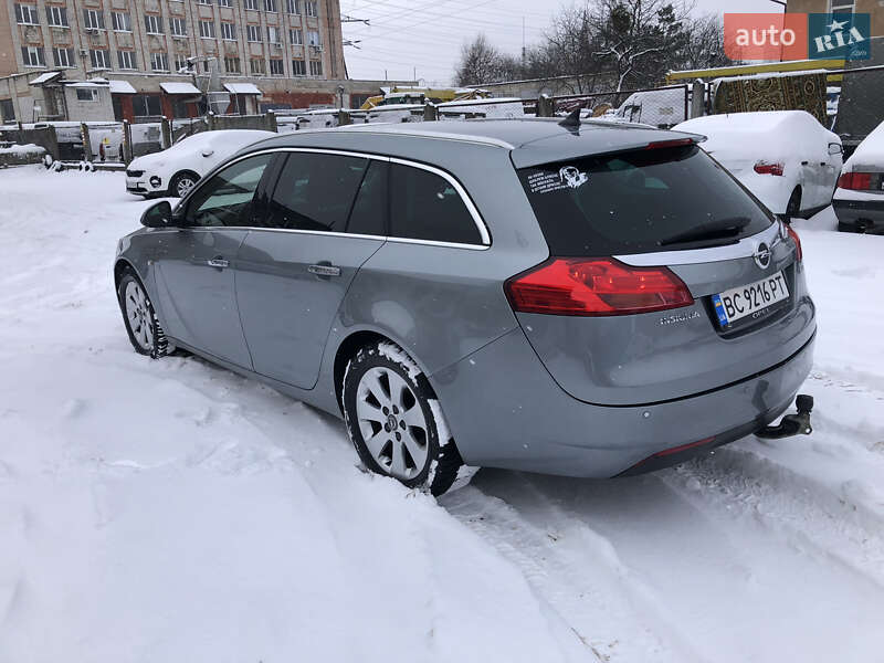 Универсал Opel Insignia 2011 в Львове