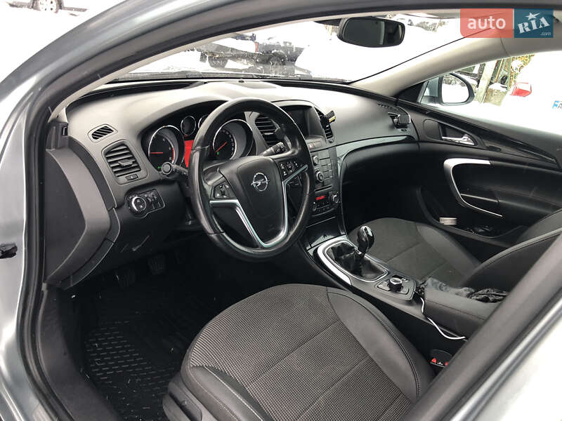 Універсал Opel Insignia 2011 в Львові