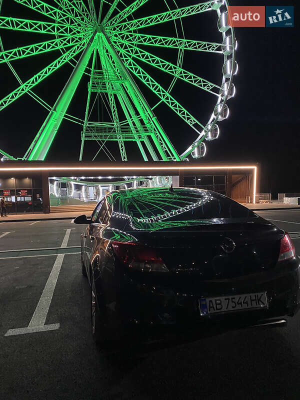 Ліфтбек Opel Insignia 2011 в Ямполі