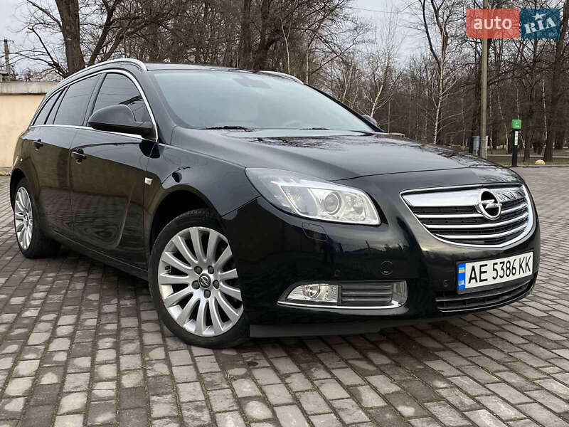 Універсал Opel Insignia 2010 в Кам'янському