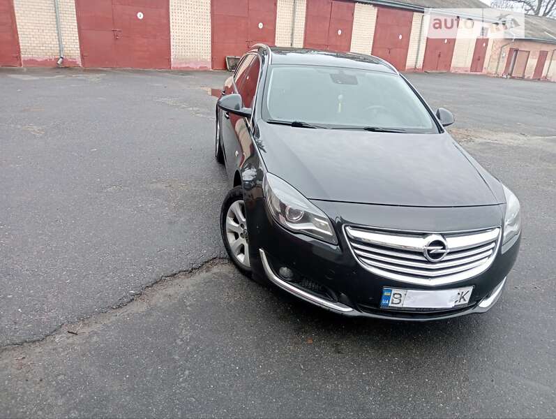 Універсал Opel Insignia 2014 в Шепетівці