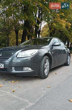 Седан Opel Insignia 2009 в 
