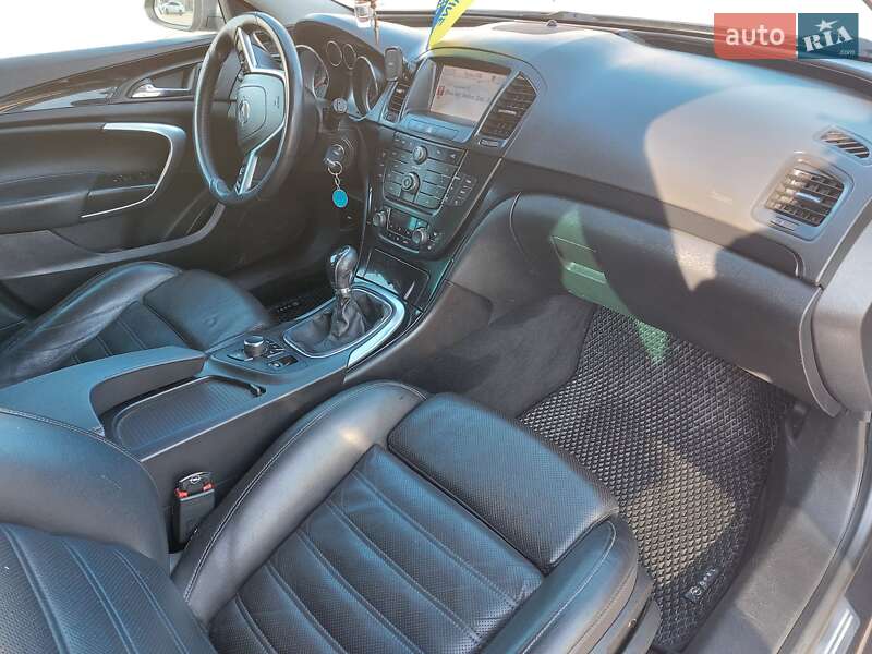 Універсал Opel Insignia 2010 в Житомирі
