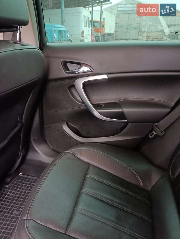 Универсал Opel Insignia 2010 в Первомайске фото 6 Универсал Opel Insignia 2010 в Первомайске
