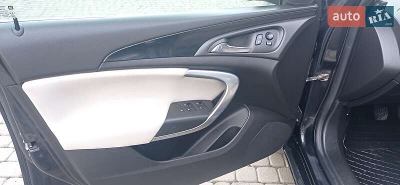 Универсал Opel Insignia 2014 в Львове