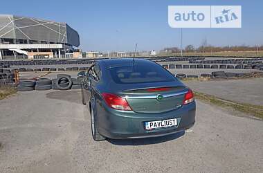 Лифтбек Opel Insignia 2009 в Львове